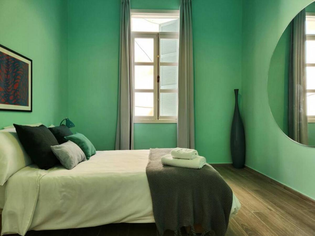 Apartment Spacious 2 Bedroom In Mar Mikhael Beirut